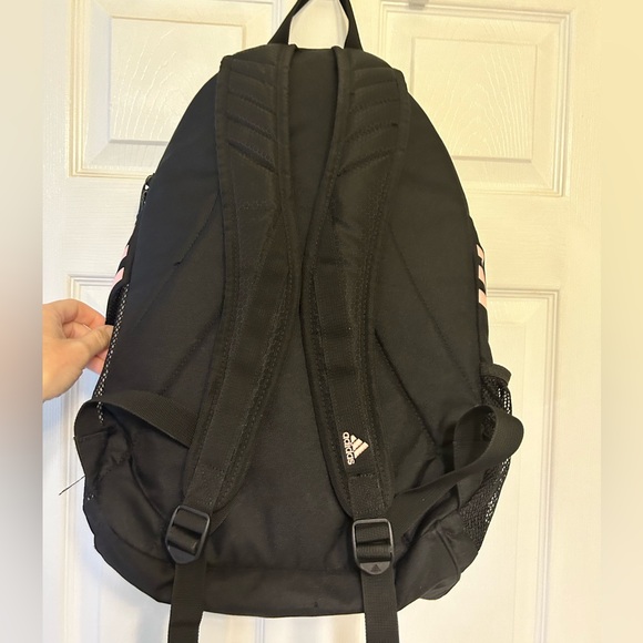 🔥 Adidas full-sized backpack - Picture 2 of 4